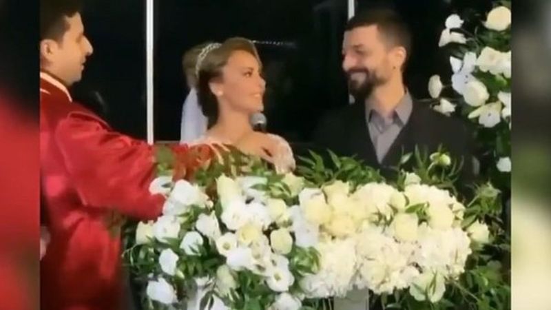 Vildan Atasever ile Mehmet Erdem dünyaevine girdi! İşte düğünden ilk kareler...