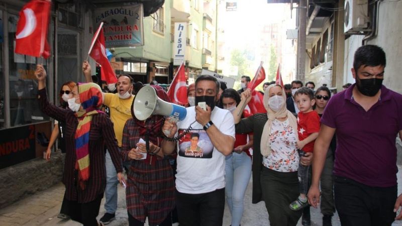 Hakkarili aileler evlat nöbetinin 16. haftasında