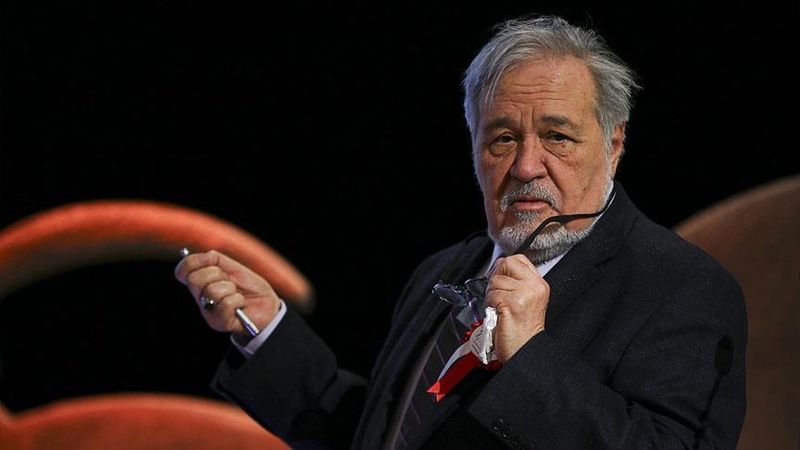 İlber Ortaylı: Dünyada doktorlara saldıranları tımarhaneye kapatıyorlar