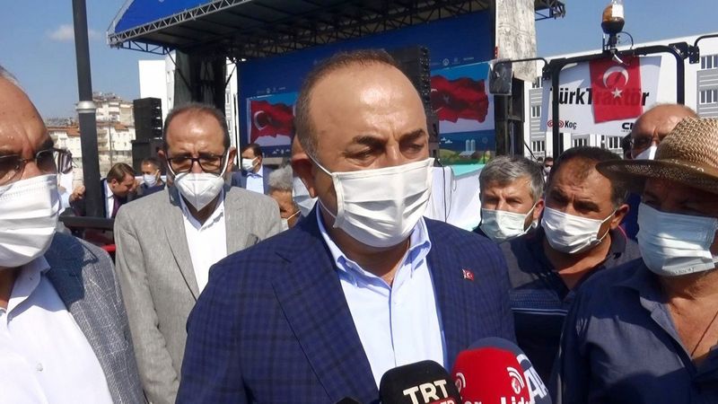 Dışişleri Bakanı Mevlüt Çavuşoğlu mültecilerin gönderilmesi ile ilgili konuştu