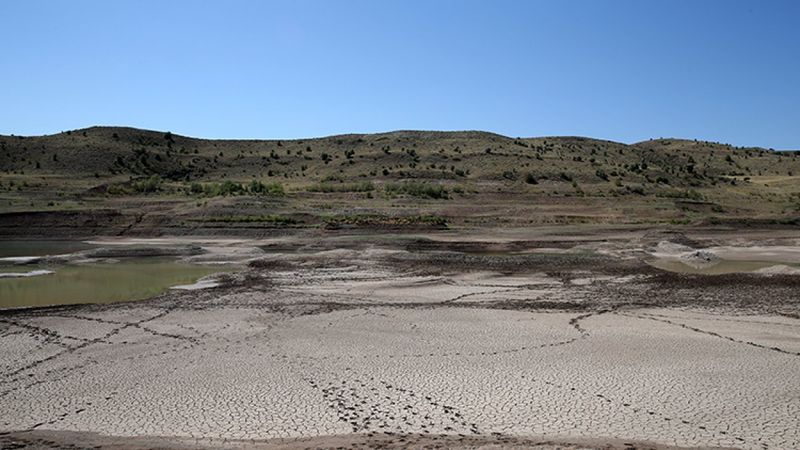 Türkiye'nin en uzun nehri Kızılırmak, kuraklık tehdidi altında