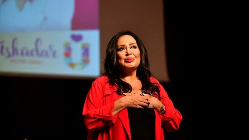 Türkan Şoray Fransız askısı mı yaptırdı? Sultan'ın o hali şaşırttı