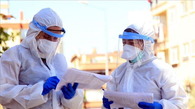 Sağlık Bakanlığı'ndan yeni karar: Negatif ve aşılı temaslıya karantina yok