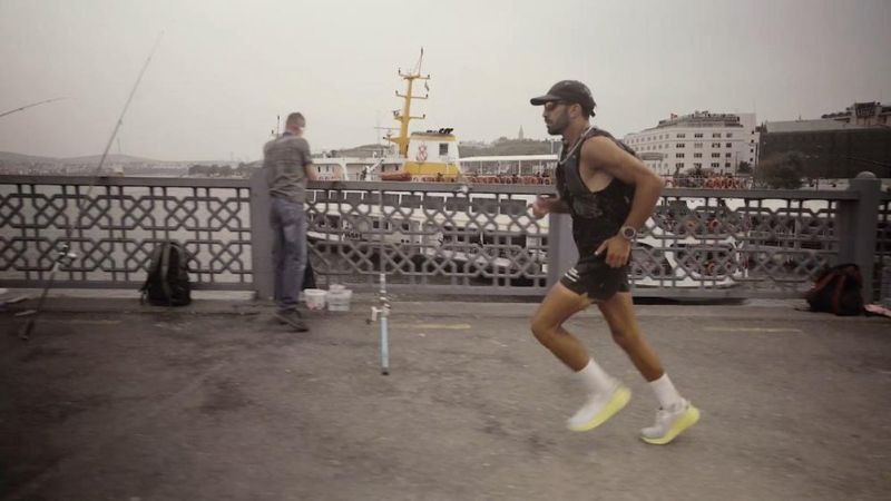 Türk hayırsever, bağış toplamak için Almanya'dan Türkiye'ye 2 bin 250 kilometre koştu