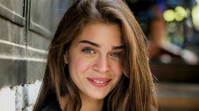 Survivor'ın güzeli Öykü Çelik'in annesini görenler inanamadı! Genç kızlara taş çıkarır