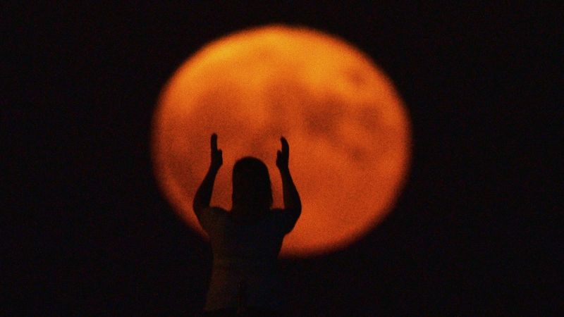 Bitlis'teki mehtap ortaya harika görüntüler çıkardı