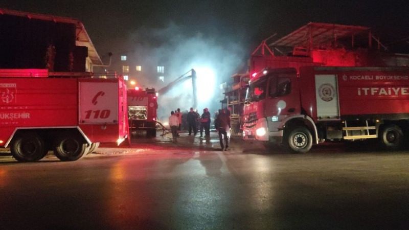 Kocaeli’nde çıkan yangın söndürüldü