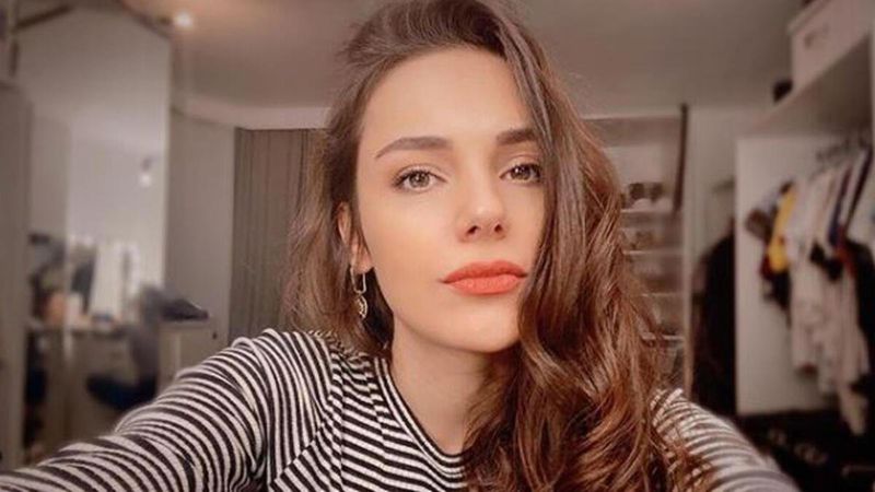 Kalp Yarası'nın yıldızı Yağmur Tanrısevsin'den anlamlı ziyaret! Onlar için elinden geleni yapacak