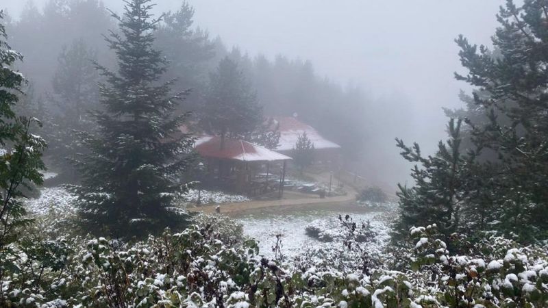 Gümüşhane'nin yüksek tepeleri beyaza büründü