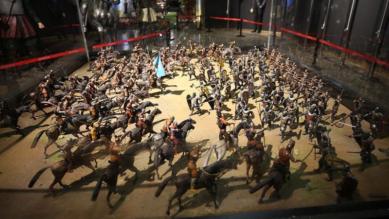 Malazgirt'te 1071'den 2071'e Zaman Tüneli Müzesi açıldı