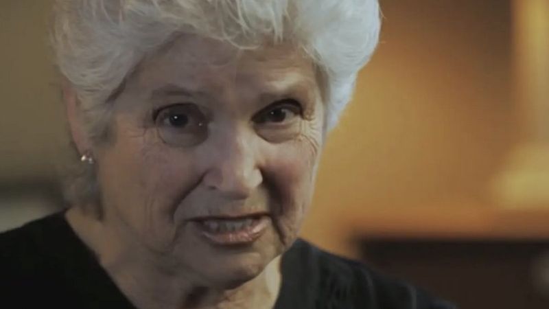 NASA projesinde olan bir kadın, geçmişte yunus balığı ile cinsellik yaşadığını söyledi