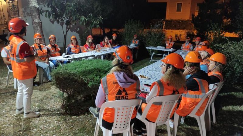 Bursa'da her mahallede afet gönüllüleri yetiştiriliyor