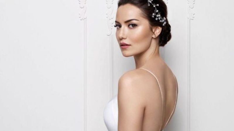 Fahriye Evcen'den 'Akça Hatun' paylaşımı: Burak Özçivit kayıtsız kalamadı...