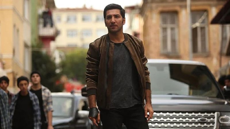 Sadakatsiz'in Aras'ı Berkay Ateş kimdir? İşte Berkay Ateş'in hayatı ve kariyeri