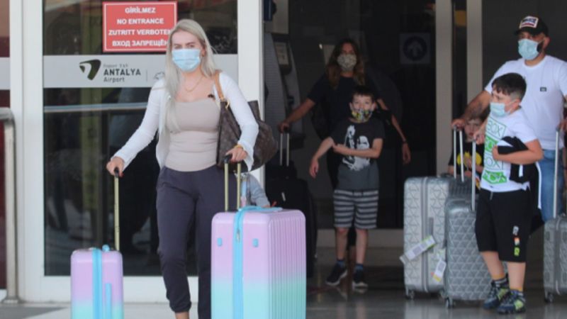 Türkiye'ye seyahat yasağının kalkması sonrası İngiliz turist sayısında rekor artış