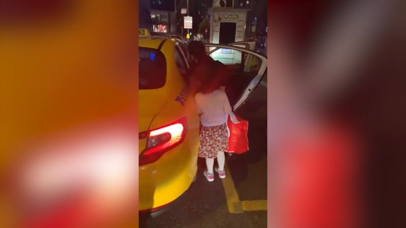 İstanbul'da bir taksi şoförü 'karşının taksisiyim' diyerek yolcuyu almadı