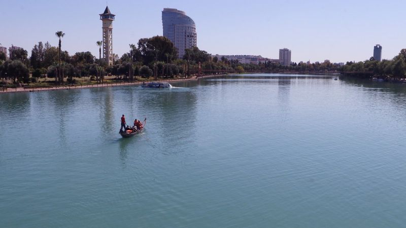 Yosunlarda temizlenen Seyhan Nehri eski güzelliğine kavuştu