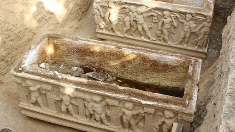 Bursa'da kazı çalışmalarında mumyalanmış 3 iskelet bulundu