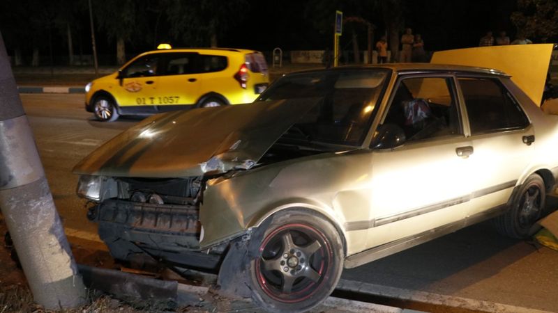 Adana'da polisten kaçarken kaza yapan kişinin aracında uyuşturucu bulundu