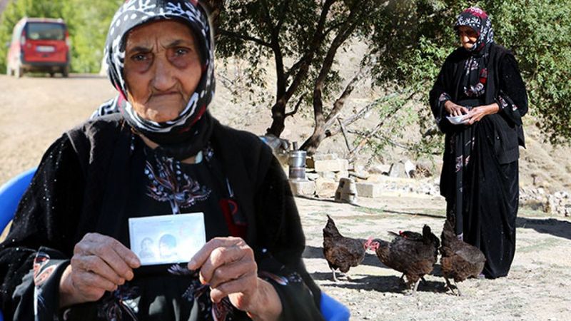 Yüksekova’da 117 yaşındaki kadın koronavirüsü yendi