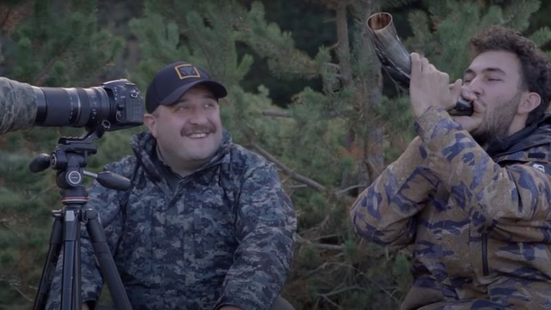 Mustafa Varank, kızıl geyiklerin peşinde