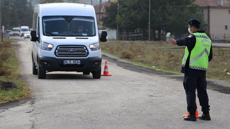 Bolu'da okul servislerine yönelik denetimler sürüyor