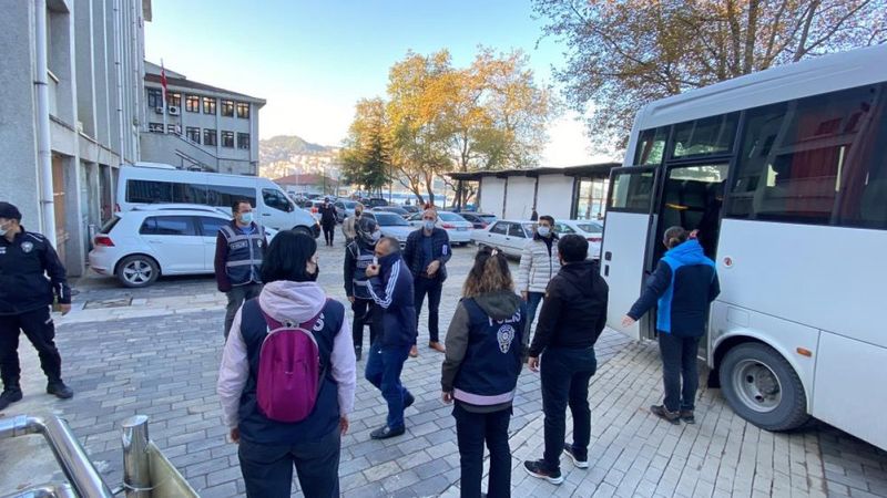 Zonguldak'ta Çekirge Operasyonu’nda şüpheliler adliyeye sevk edildi