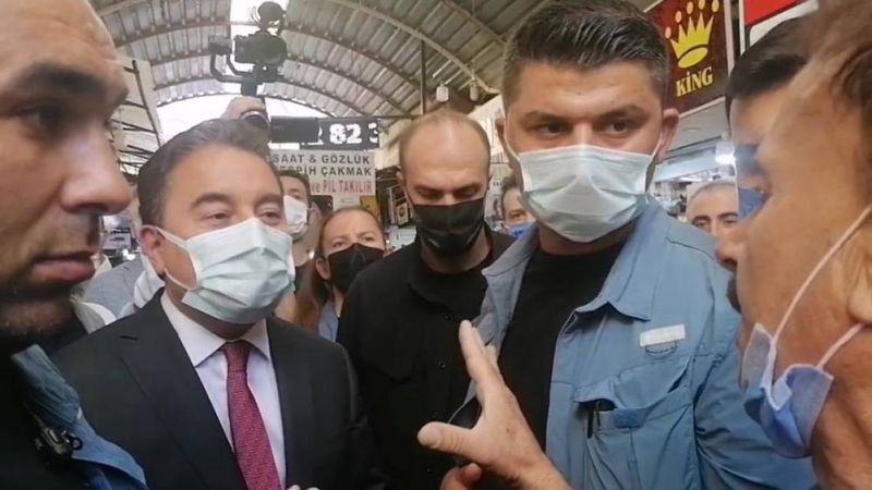 Mersin'de esnaf ziyareti yapan Ali Babacan'a sert tepki