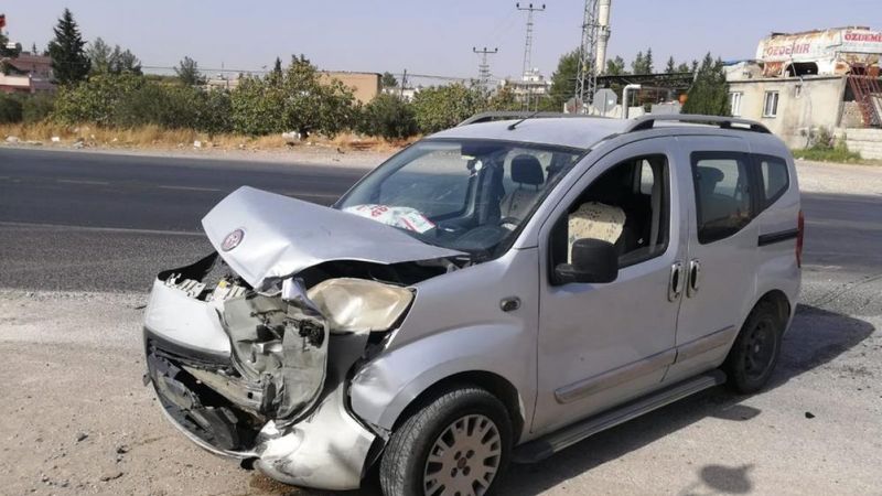 Gaziantep'te meydana gelen kazada 3 kişi yaralandı