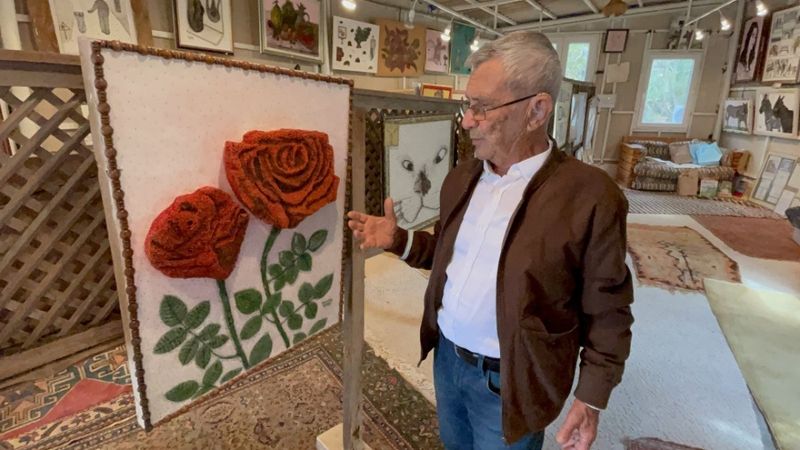 Muğla'da, pandemide 600 bin toplu iğneyle 10 tablo yaptı