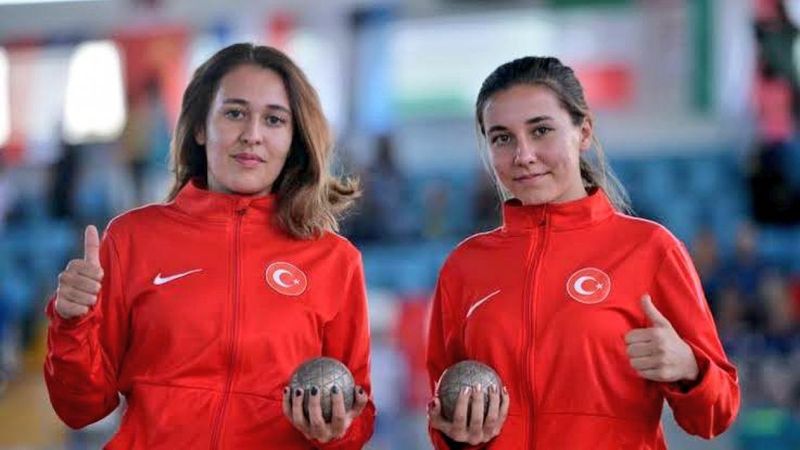 Dünya Bocce Şampiyonası'nda Buket Öztürk'ten altın, İnci Ece Öztürk'ten gümüş madalya
