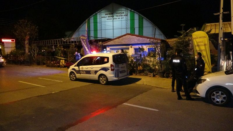 Tuzla'da seyyar çiçekçiye silahlı saldırı
