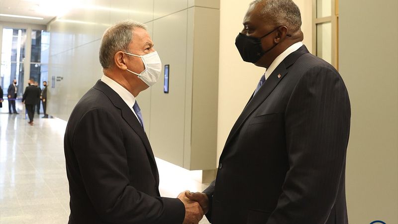 Hulusi Akar, ABD'li mevkidaşı Austin ile görüştü