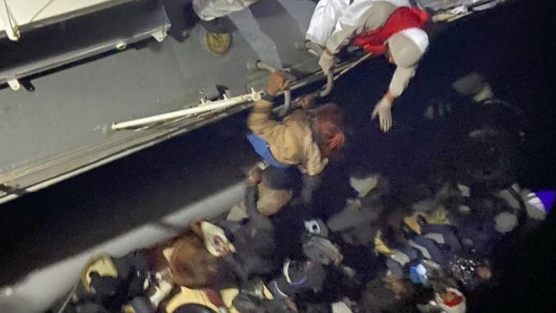 Marmaris'te 46 kaçak göçmen kurtarıldı