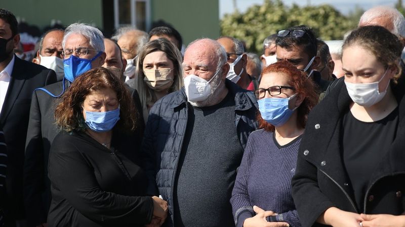 Musa Eroğlu'nun eşi son yolculuğuna uğurlandı