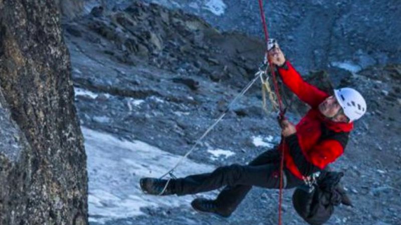 ABD'de kaybolan dağcı, kurtarma ekiplerinin aramalarını bilinmeyen numara diye açmadı