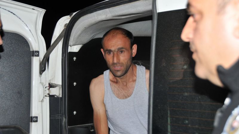 Antalya'da otelde birlikte konakladığı sevgilisini bıçakla yaraladı