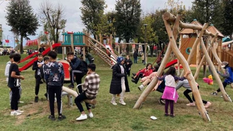 Düzce'de Millet Bahçesi açılmadan doldu