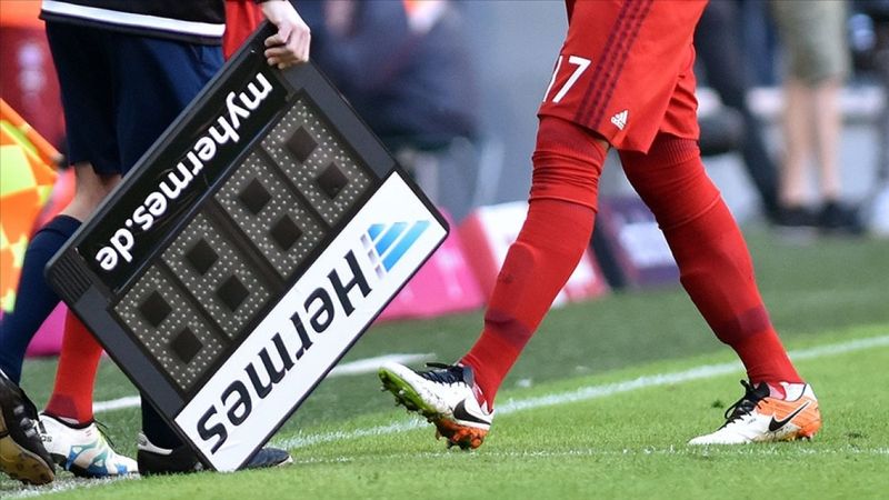 IFAB, 5 oyuncu değişikliği kararının kalıcı olmasını istedi