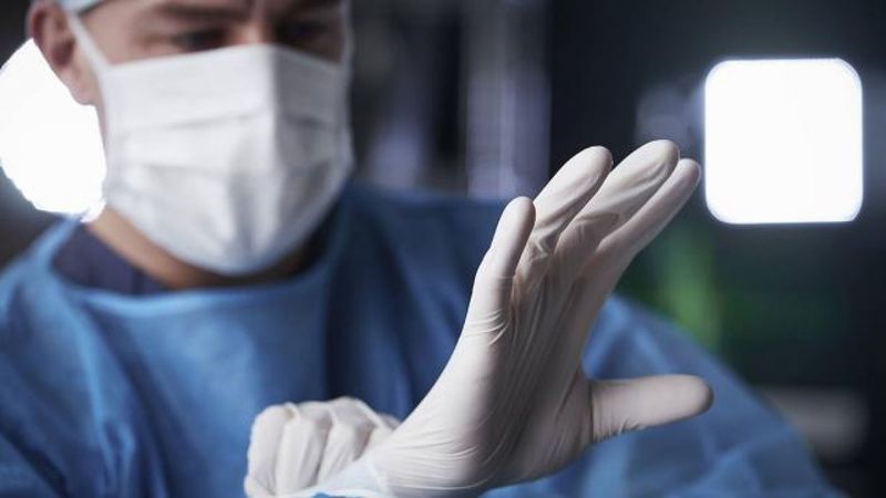 Sağlık çalışanlarına bir müjde daha! O kararın süresi uzatıldı...