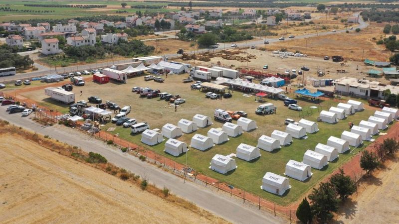 İzmir'de afetzedelere 63 milyon lira yardım yapıldı