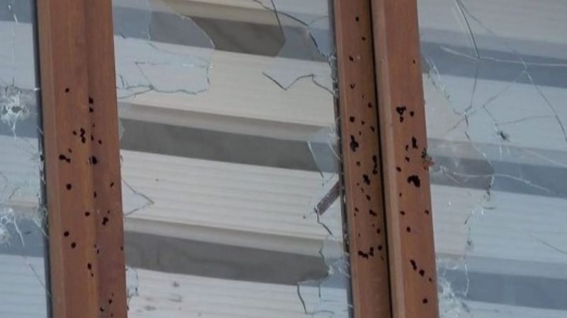 Karabük'te bir kişi, pompalı tüfekle eve ateş açtı