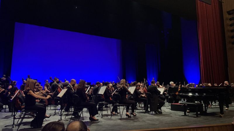 Londra Filarmoni Orkestrası, AKM'de Haydar Haydar'ı çaldı