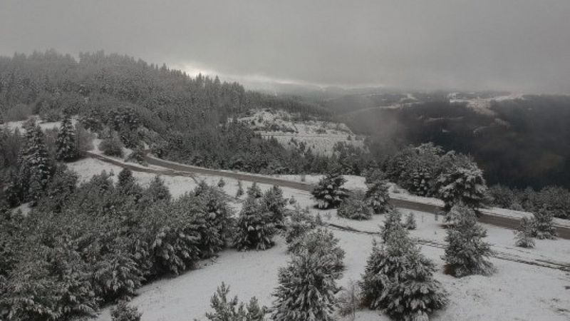 Sinop'a mevsimin ilk karı yağdı