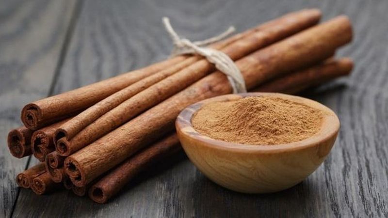 Tarçının faydaları nelerdir, sahte tarçın nasıl anlaşılır? Her derde deva!