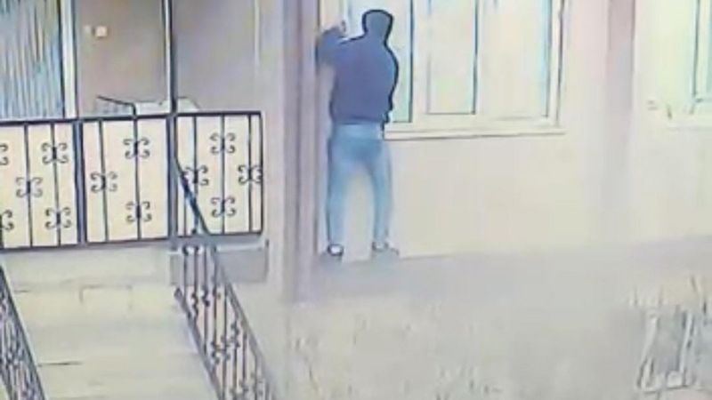 Kayseri'de tarzan gibi tırmandı, tek hamlede pencereyi açtı