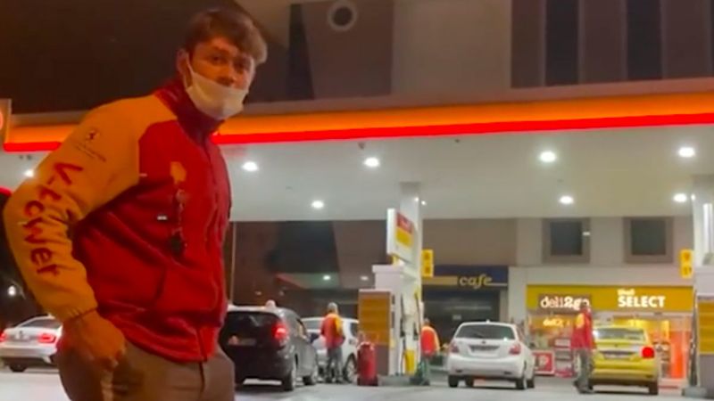 Benzin istasyonları zam öncesi satışı durdurdu