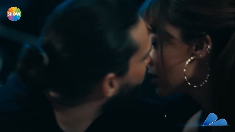 Üç Kuruş 4. bölüm fragmanı nefes kesti: Efe ile Leyla öpüşüyor!