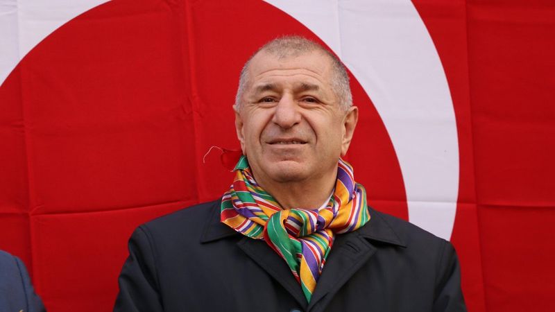 Ümit Özdağ: Sığınmacılar 1 yıl içinde dönecek