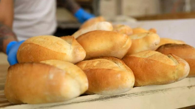 İstanbul'daki fırıncılardan ekmeğe zam talebi:  4 lira olsun